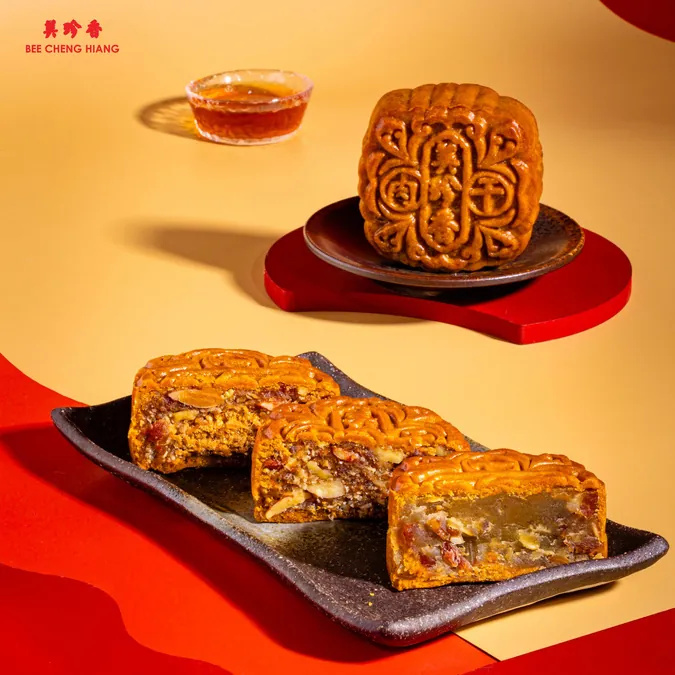 Bee Cheng Hiang mooncake set photography